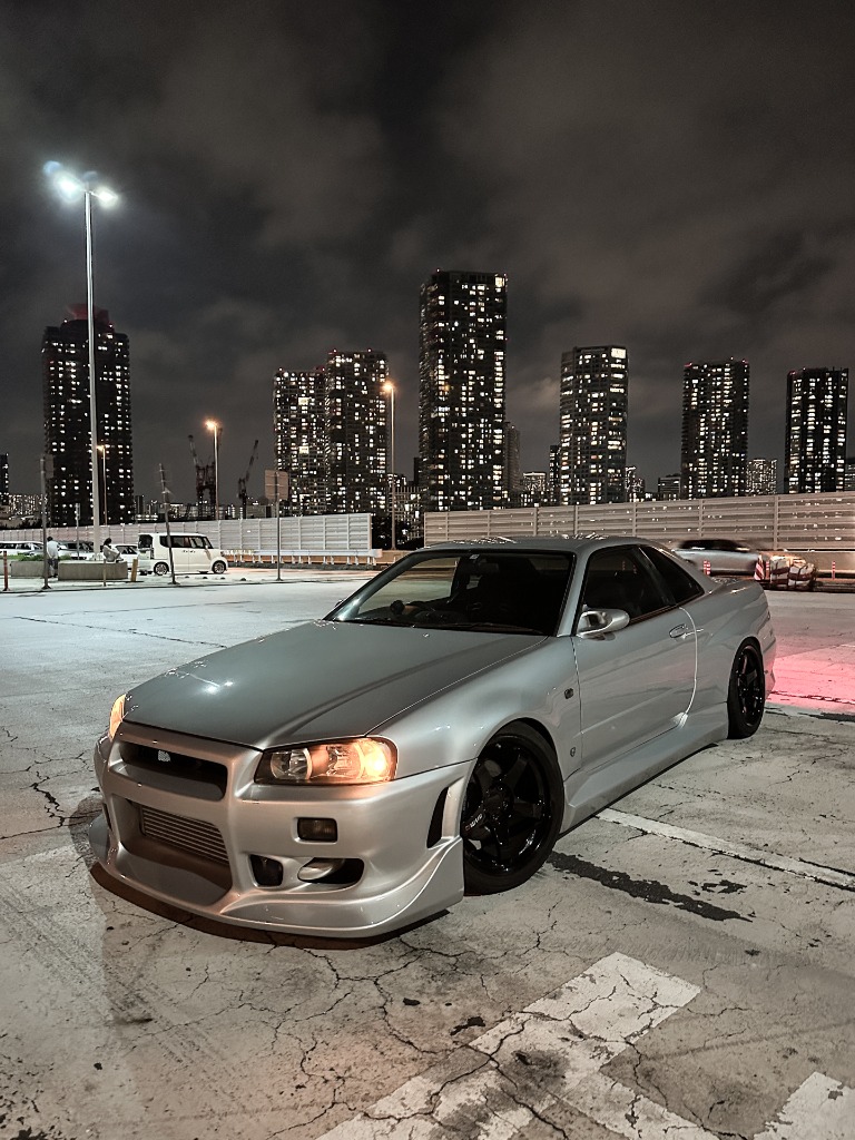Nissan Skyline R34 GTR City Tour