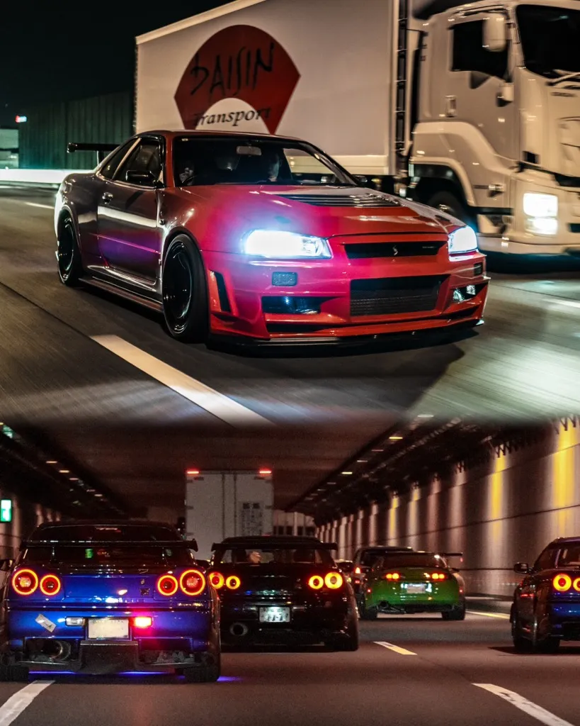 Midnight highway cruise to Tokyo Bay in a Nissan Skyline R34