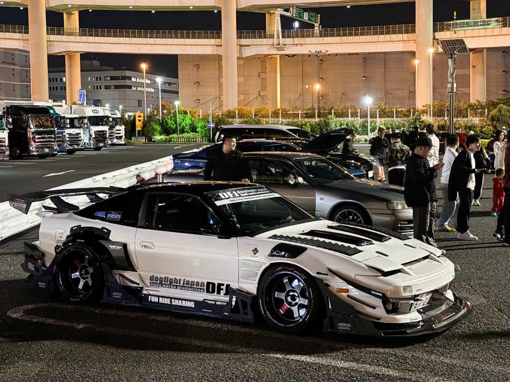 Daikoku Parking Area at night with JDM cars